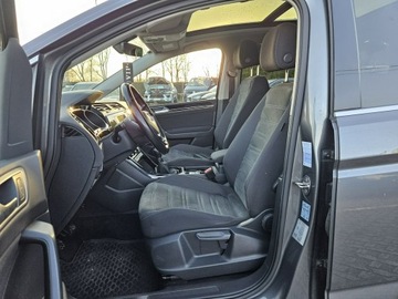 Volkswagen Touran III 1.6 TDI 110KM 2015 Volkswagen Touran 1,6 diesel 110KM panorama navi, zdjęcie 4