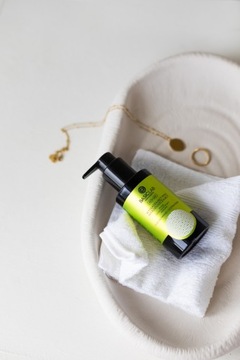 BASICLAB ОТшелушивающий флюид от черных пятен, дефектов, прыщей