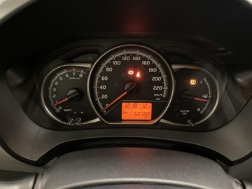 Toyota Yaris III Hatchback 5d Facelifting 1.33 Dual VVT-i 99KM 2015 Toyota Yaris 1.33 Premium MS EU6 III (2011-2019) T, zdjęcie 14