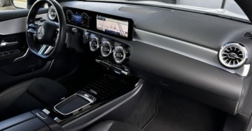 Mercedes Klasa A W177/V177 Sedan Facelifting 2.0 220 190KM 2023 Mercedes-Benz Klasa A Salon PL 4Matic AMG Line Kamera MBUX CarPlay Android, zdjęcie 20