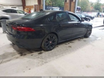 Jaguar XF II 2022 Jaguar XF R-Dynamic SE P300 2022 2.0l 2.0 Benzyna 296KM, zdjęcie 5
