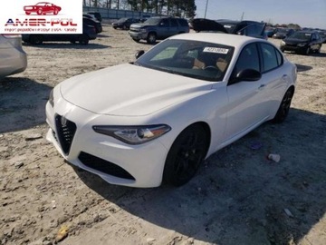 Alfa Romeo Giulia II Sedan Facelifting 2.0 Turbo 280KM 2021 Alfa Romeo Giulia Sport, 2021r., 2.0L