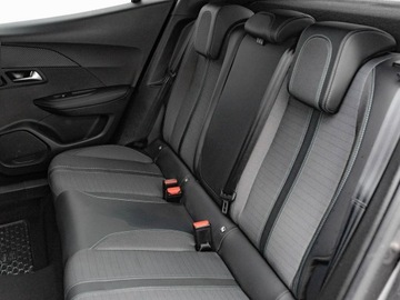 Peugeot 2008 II SUV 1.2 PureTech 130KM 2023 Peugeot 2008 DW8WM71#1.2 PureTech Allure Pack, zdjęcie 26