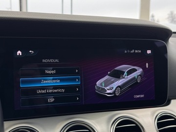 Mercedes Klasa E W213 Limuzyna Facelifting 2.0 E220d 194KM 2021 Mercedes-Benz E 220 4-Matic AMG/Avantgarde / 1 wła, zdjęcie 32