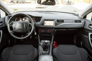 Citroen C5 III Tourer 2.0 BlueHDi 150KM 2017 Citroen C5 2.0 BlueHDI 150KM ! Opłacony ! FV23% !, zdjęcie 4