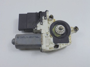 BORA 1J5 MOTOREK ZVEDAČ ZADNÍ LEVÝ 1J5839729G