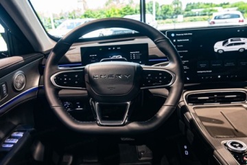 Chery Tiggo 8 SUV PHEV 1.5 T-GDI DHE 279KM 2025 CHERY TIGGO 8 Prestige Super Hybrid 1.5 T-GDI 279KM 7os. 2025, zdjęcie 10