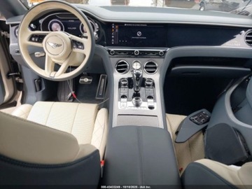Bentley 2023 Bentley Continental GT V8 2023 4.0L 4.0 Benzyna 542KM, zdjęcie 10