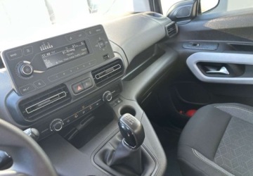 Peugeot Rifter Standard 1.5 BlueHDI 102KM 2020 Peugeot Rifter 1.5 BlueHDI Allure 1.5 Diesel 102KM, zdjęcie 12