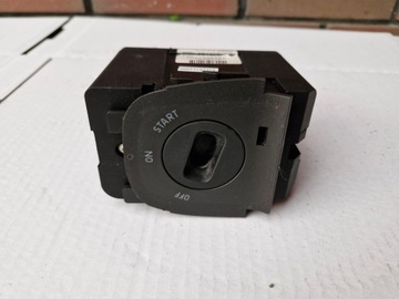 FIAT CROMA II SPÍNACÍ SKŘÍŇKA Z KLÍČKEM 7353987700