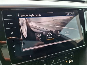 Volkswagen Arteon Fastback Facelifting 2.0 TDI 200KM 2022 Volkswagen Arteon serwis ASO 2.0TDI 200KM pakiety AppConnect kamera grz.sz, zdjęcie 27