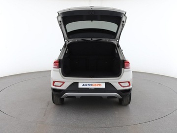 Volkswagen T-Roc I SUV Facelifting 1.0 TSI 110KM 2023 Volkswagen T-Roc klima auto full LED czujniki, zdjęcie 18