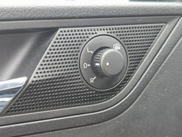 Skoda Rapid II Liftback Facelifting 1.0 TSI 110KM 2018 Škoda RAPID Skoda RAPID 1.0 TSI 110KM Ambition, zdjęcie 18