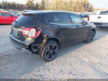 Mercedes GLA I 2019 Mercedes-Benz GLA 2019r., 250, od ubezpieczalni 2.0 Benzyna 209KM, zdjęcie 6
