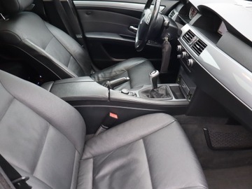 BMW Seria 5 E60 Touring 520 i 170KM 2009 BMW 5 520i, Skóra, Navi, Xenon, Bi-Xenon, Klima, zdjęcie 8