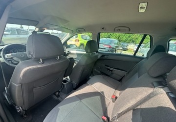 Opel Astra H Kombi 1.7 CDTI ECOTEC 100KM 2008 Opel Astra Po wymianie rozrzadu 1.7 Diesel 100KM, zdjęcie 13