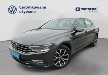 Volkswagen Passat B8 Limousine Facelifting 2.0 TSI 190KM 2021 Volkswagen Passat Business Pakiety, ACC, Ladowarka indukcyjna, GPS, ergoC