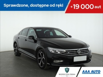 Volkswagen Passat B8 Limousine Facelifting 2.0 TSI 190KM 2021 VW Passat 2.0 TSI, Salon Polska, 1. Właściciel