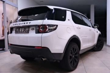 Land Rover Discovery Sport SUV 2.0 Si4 240KM 2017 Land Rover Discovery Sport 2.0 Benzyna 240KM, zdjęcie 10