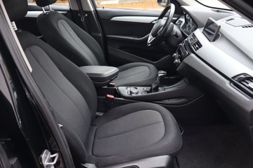 BMW X1 F48 Crossover xDrive20i 192KM 2017 BMW X1 xDrive20i, 4X4, Automat, Navi, Klima, zdjęcie 8