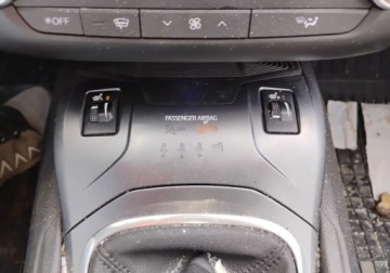 Toyota Avensis III Wagon Facelifting 2015 2.0 D-4D 143KM 2017 Toyota Avensis 2017r, SALON POLSKA. Uszkodzony. Poobijany. Jezdzi. 2.0, zdjęcie 13