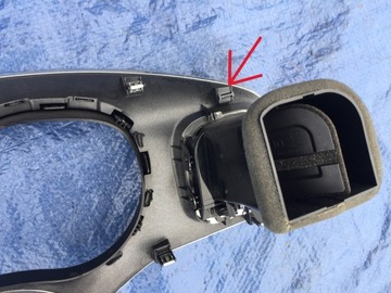 DODGE CHARGER 15 16 RÁMEČEK AUTORÁDIO DEKORACE PŘÍSTROJOVÁ DESKA NR