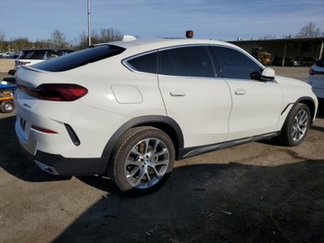 BMW X6 G06 2022 BMW X6 xDrive40I 2022 3.0l 3.0 Benzyna 335KM, zdjęcie 3