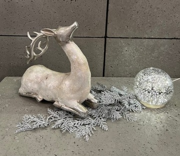 СЕРЕБРЯНЫЙ СТЕКЛЯННЫЙ ШАР, СВЕТЯЩИЙСЯ ДЕКОР