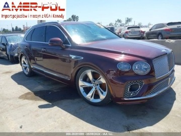 Bentley Bentayga 2021 Bentley Bentayga 2021 Bentley Bentayga V8 AWD 4.0 Benzyna 542KM