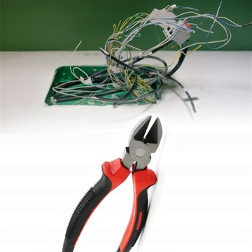 НАБОР ИЗ 3-Х КОМБИНИРОВАННЫХ ПЛОСКОГУБЦ, КЛЕЗЦЕЙ