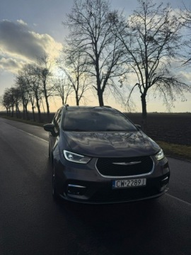 Chrysler Pacifica II 3.6 V6 291KM 2021 Chrysler Pacifica Lokalizacja : Włocławek, zdjęcie 5