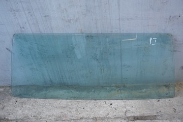 MITSUBISHI PAJERO I SKLO (OKNO) PŘEDNÍ ČELNÍ 82-90R