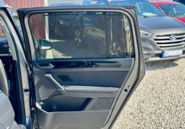Volkswagen Touran III 2.0 TDI 150KM 2016 Volkswagen Touran 2.0 TDI CR TOP LED DSG Nvi kamera PDC Highline Panorama, zdjęcie 34