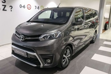 Toyota 2022 Toyota Proace Verso 2.0 D4-D Long Family 2.0 Diesel 145KM, zdjęcie 9