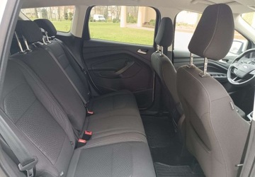 Ford Kuga II SUV Facelifting 1.5 EcoBoost 120KM 2017 Ford Kuga Przebieg 51.000 km - silnik 1,5 - 120 KM 1.5 Benzyna 120KM, zdjęcie 16