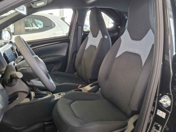 Toyota Aygo X 2026 Od ręki - Active 1.5 Hybrid Dynamic Force 116KM | Tempomat adaptacyjny!, zdjęcie 8