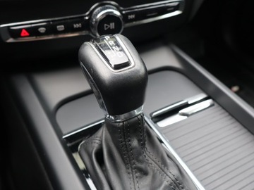 Volvo XC60 II Crossover T4 190KM 2020 Volvo XC60 T4, Salon Polska, 1. Właściciel, zdjęcie 14