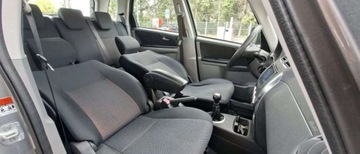 Suzuki SX4 I Hatchback 1.6 i 16V VVT 107KM 2006 Suzuki SX4 Suzuki SX4 1.6 VVT 4x2 Comfort 1.6 Benzyna 107KM, zdjęcie 18