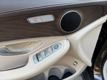 Mercedes GLC C253 SUV 2.0 250 211KM 2015 Mercedes GLC 250 211 KM 4x4 Europa Skóry LEDy ILS, zdjęcie 13