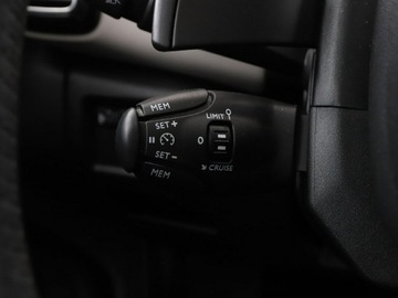 Citroen C5 Aircross SUV 1.6 PureTech 181KM 2019 Citroen C5 Aircross automat navi kamera i czujniki, zdjęcie 33