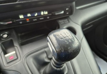 Opel Combo E Kombivan 1.5 Diesel 131KM 2021 Opel Combo Najbogatsza wersja Kamery 360 130KM 1.5 Diesel 131KM, zdjęcie 31