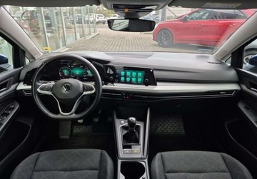 Volkswagen Golf VIII Variant 1.5 TSI 150KM 2021 Volkswagen Golf 1.5 Benzyna 130KM, zdjęcie 16