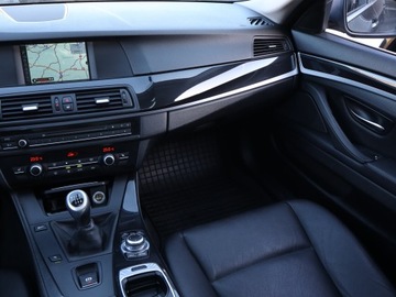 BMW Seria 5 F10-F11 2011 BMW 5 520d, Skóra, Navi, Xenon, Klima, zdjęcie 7