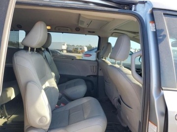 Toyota Sienna III 2018 Toyota Sienna Toyota Sienna XLE Auto Access Seat (Natl) 3.5 Benzyna 296KM, zdjęcie 8