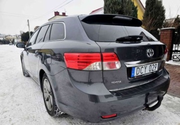Toyota Avensis III Wagon Facelifting 1.8 Valvematic 147KM 2014 Toyota Avensis Toyota Avensis 1.8 Premium EU5 1.8 Benzyna 147KM, zdjęcie 7