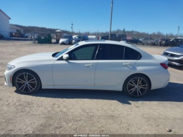 BMW Seria 3 G20-G21 2020 BMW Seria 3 330i xDrive 2020 2.0 Benzyna 255KM, zdjęcie 12