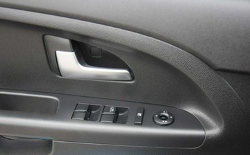 Kia Venga Mikrovan 1.6 DOHC CVVT 125KM 2013 Kia Venga 1.6B Automat Klima 110 Tys Km Sprowadzony Oplacony 1.6, zdjęcie 32