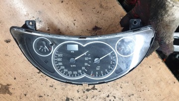 OPEL TIGRA B II 1.4 16V PŘÍSTROJOVÁ DESKA BUDÍKY EVROPA