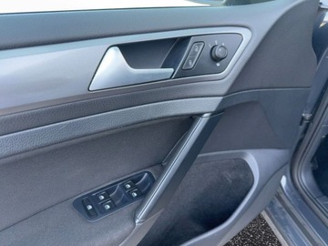 Volkswagen Golf VII Variant 1.6 TDI CR DPF BlueMotion Technology 90KM 2014 Volkswagen Golf 1.6 Diesel 90KM, zdjęcie 6