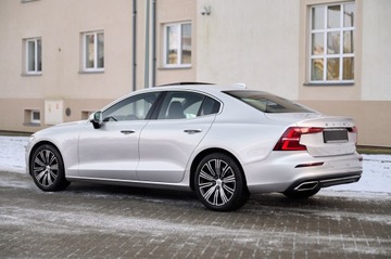 Volvo S60 II Sedan Facelifting 2.0 T4 DRIVE-E 190KM 2019 INSCRIPTION__ KAMERY 360__PANORAMA__HARMAN KARDON, zdjęcie 7
